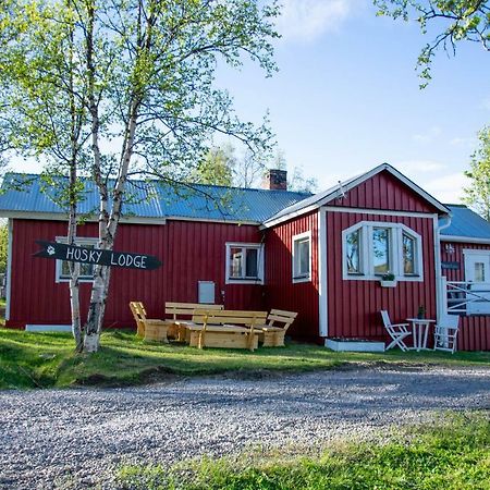 Husky Lodge Hostel Kiruna Bagian luar foto