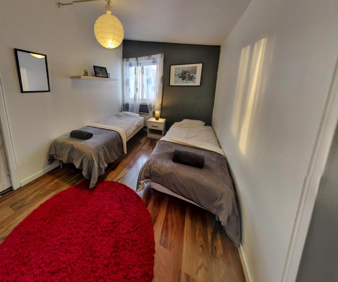 Husky Lodge Hostel Kiruna Bagian luar foto